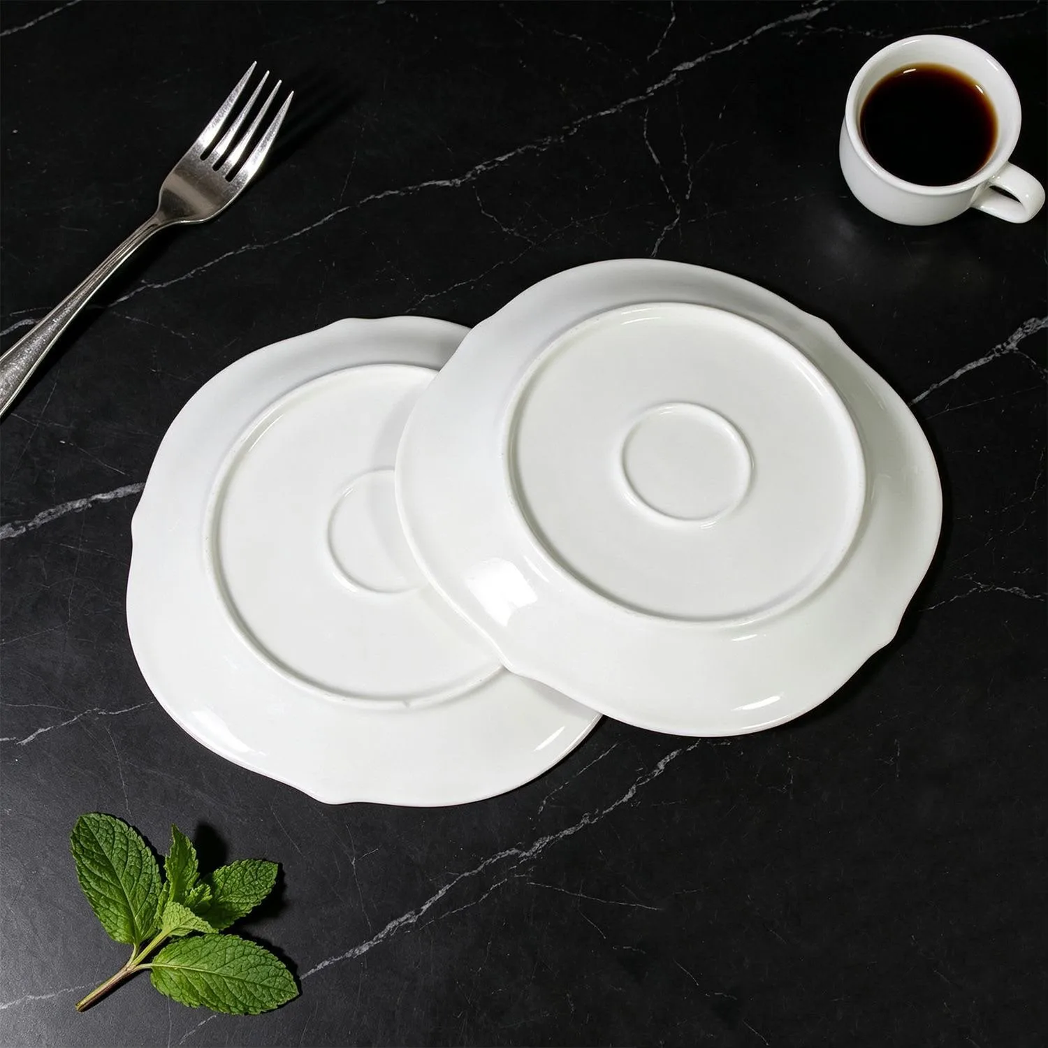 Piring Keramik Bulat Ukiran Segi  / Piring Makan Hotelware / Piring Saji Hotelware SB-116, gambar 4