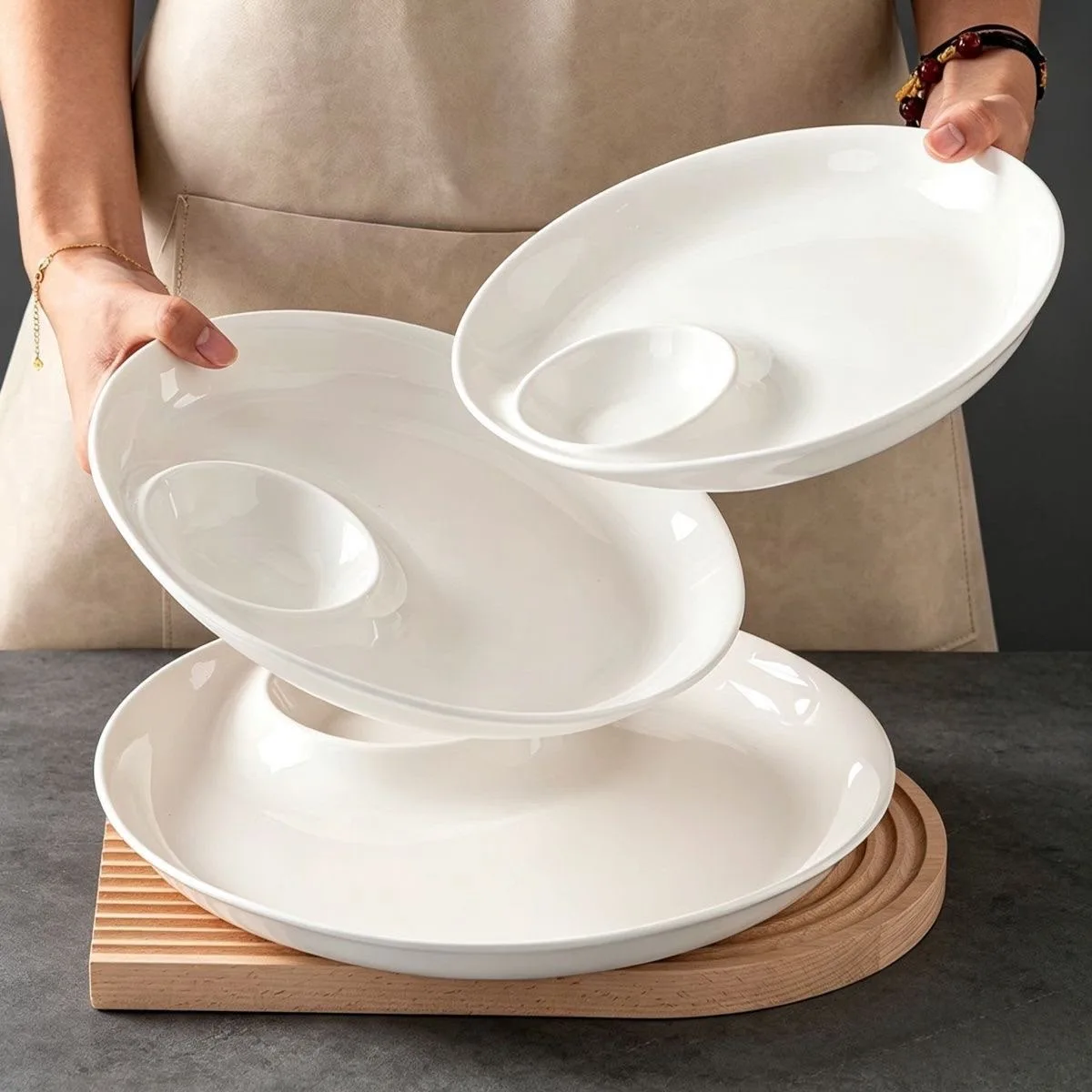 Piring keramik sekat bulat hotelware /  piring saji keramik ada tempat sambal SB-92, gambar 4